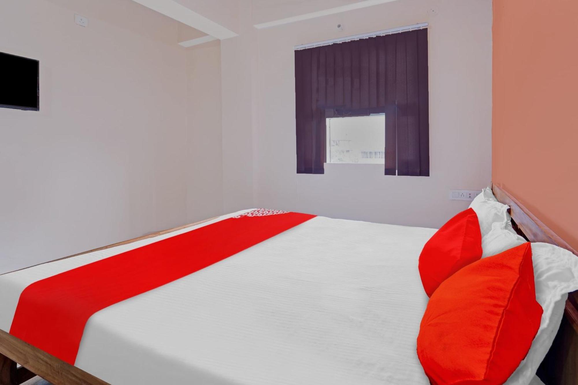 Hotel O Grand Paradise Inn & Banquet Hall Patna  Extérieur photo